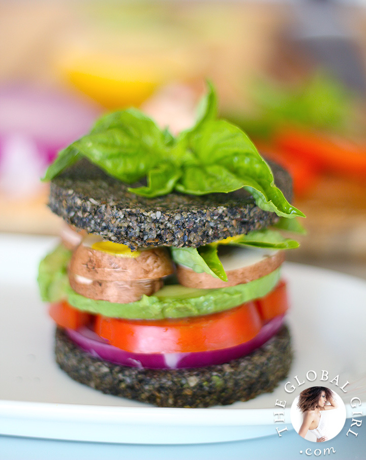 Avocado sandwich in raw black sesame Bread. This raw food recipe is 100% vegan, wheat free, gluten free, oil free and totally delicious.