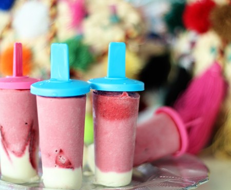 Raw Vegan Strawberry Ice Pops